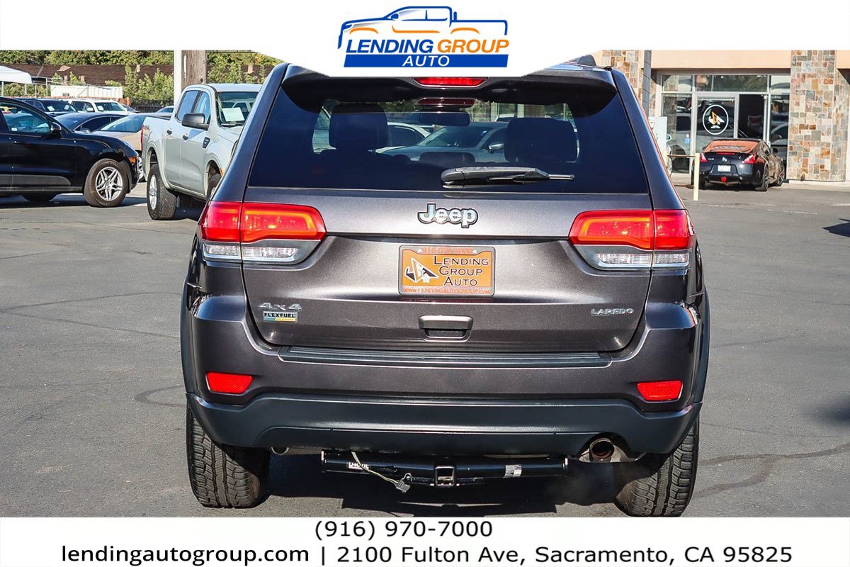 Used 2015 Jeep Grand Cherokee Laredo w/ Quick Order Package 23E image 3