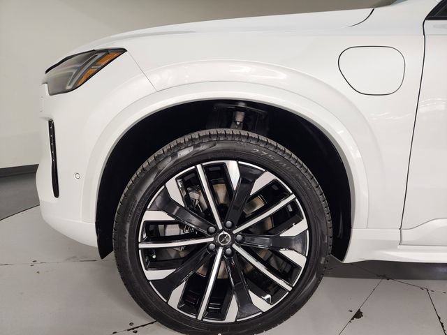 New 2026 Volvo XC90 T8 Ultra w/ Protection Package Premier AWD/4WD image 11