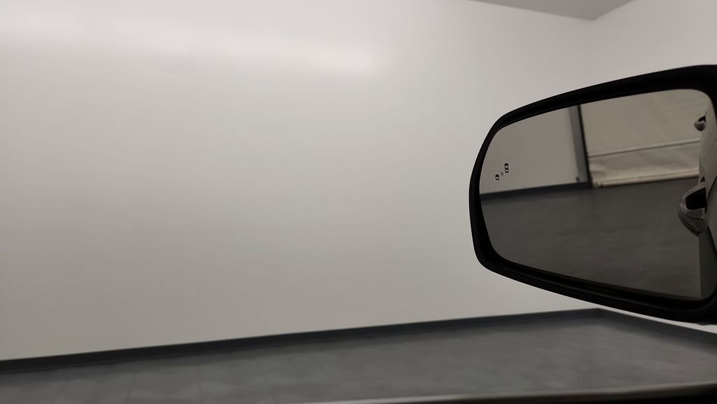 Used 2022 Ford Edge SEL w/ Convenience Package image 21