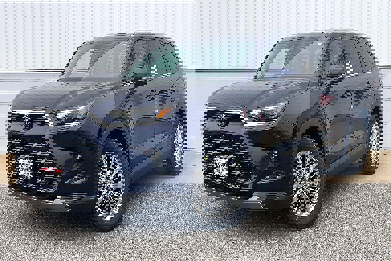 New 2026 Toyota Grand Highlander Platinum image 2