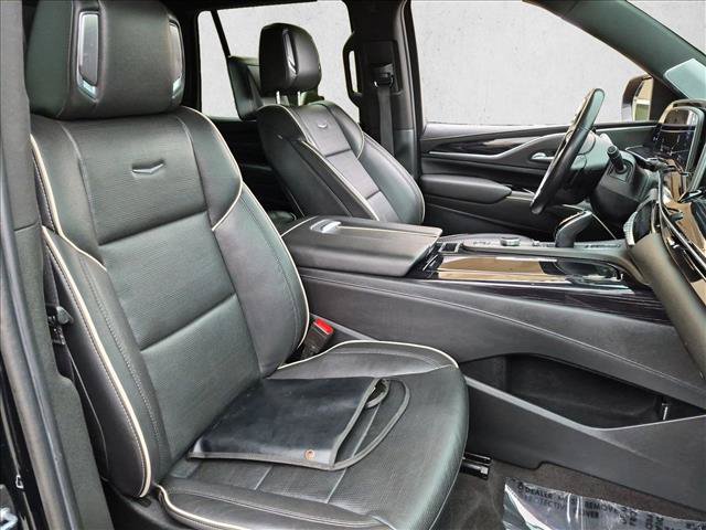 Used 2022 Cadillac Escalade Sport w/ Touring Package AWD/4WD image 25