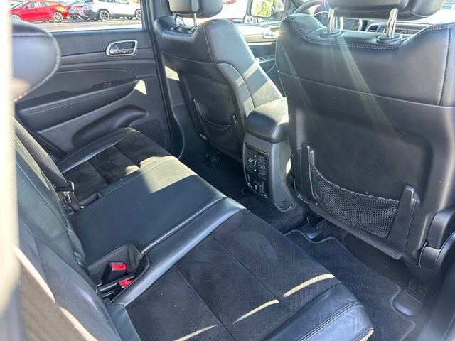 Used 2015 Jeep Grand Cherokee Altitude AWD/4WD image 23