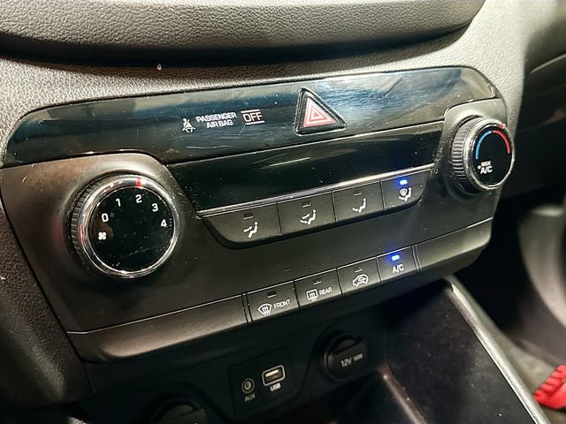 Used 2017 Hyundai Tucson SE AWD/4WD image 16