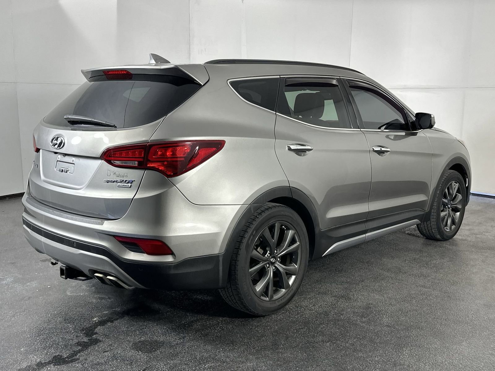 Used 2017 Hyundai Santa Fe Sport FWD image 8