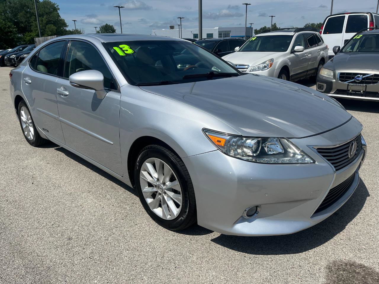 Used 2013 Lexus ES 300h w/ Luxury Pkg image 7