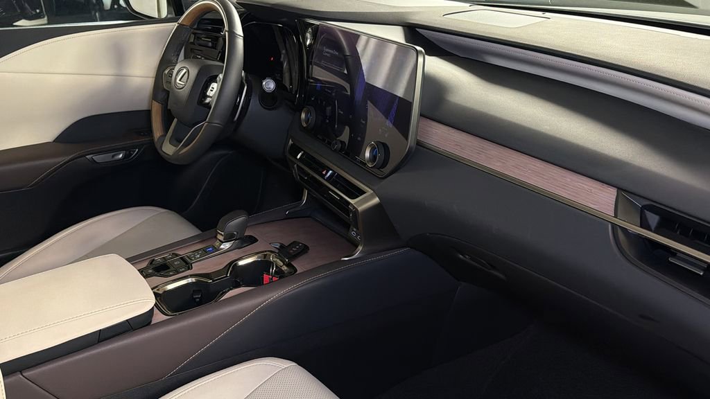Used 2024 Lexus RX 350 Premium w/ Accessory Package (K3) image 11