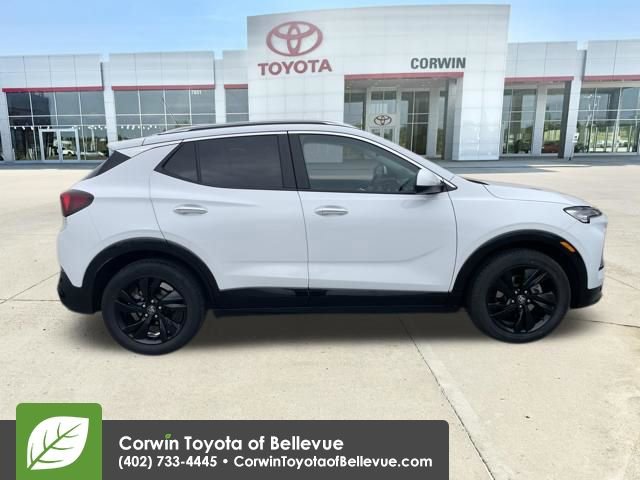 Used 2024 Buick Encore GX Sport Touring image 6