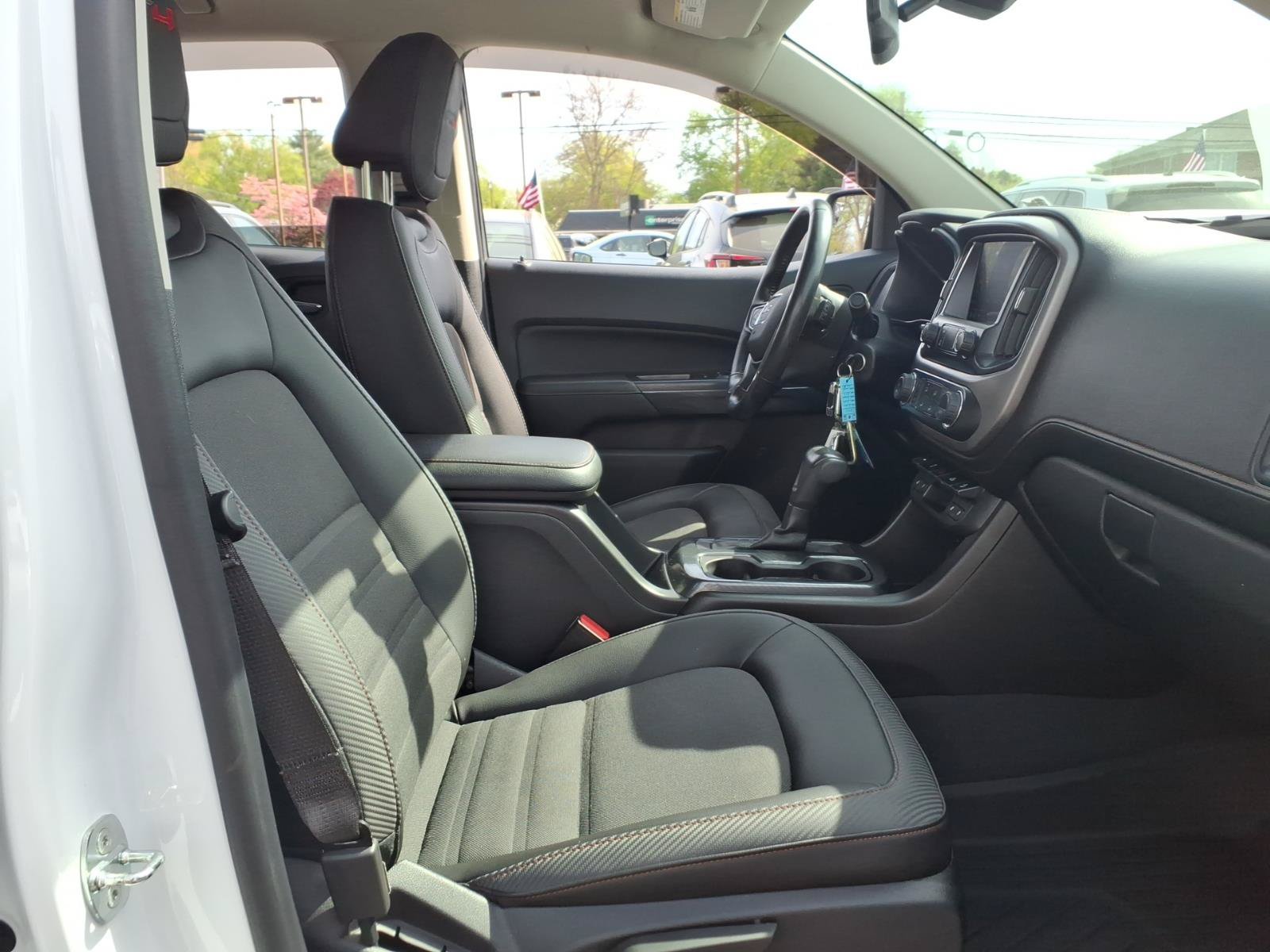 Used 2021 GMC Canyon AT4 w/ Trailering Package AWD/4WD image 10