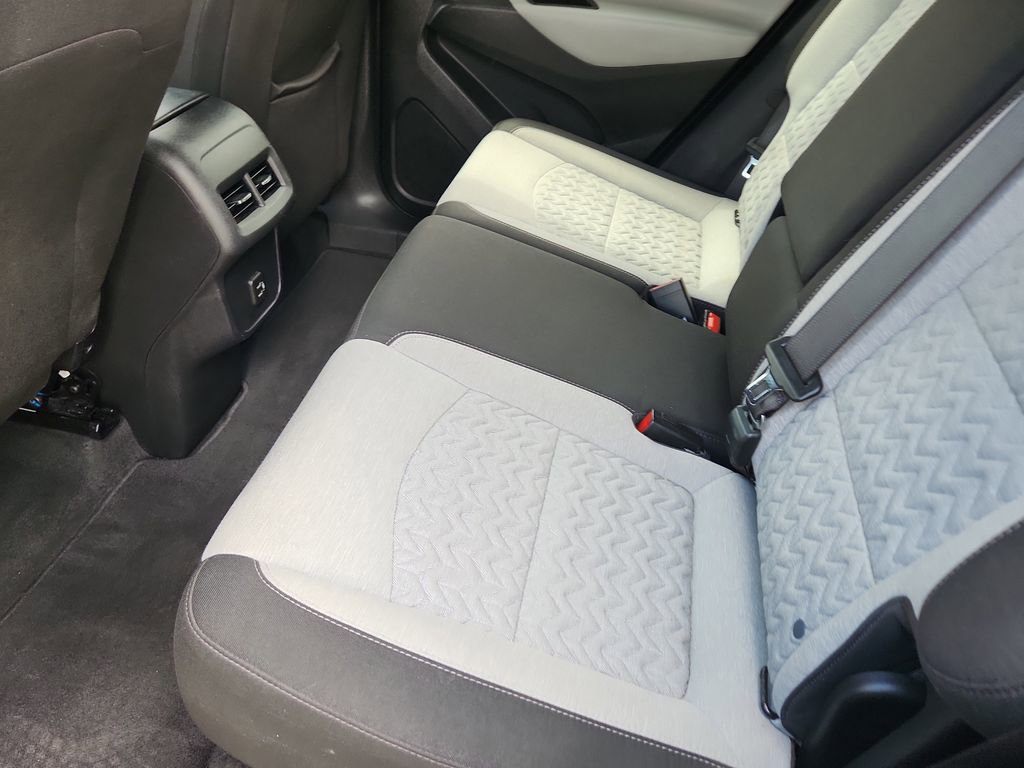Used 2023 Chevrolet Equinox LT AWD/4WD image 12