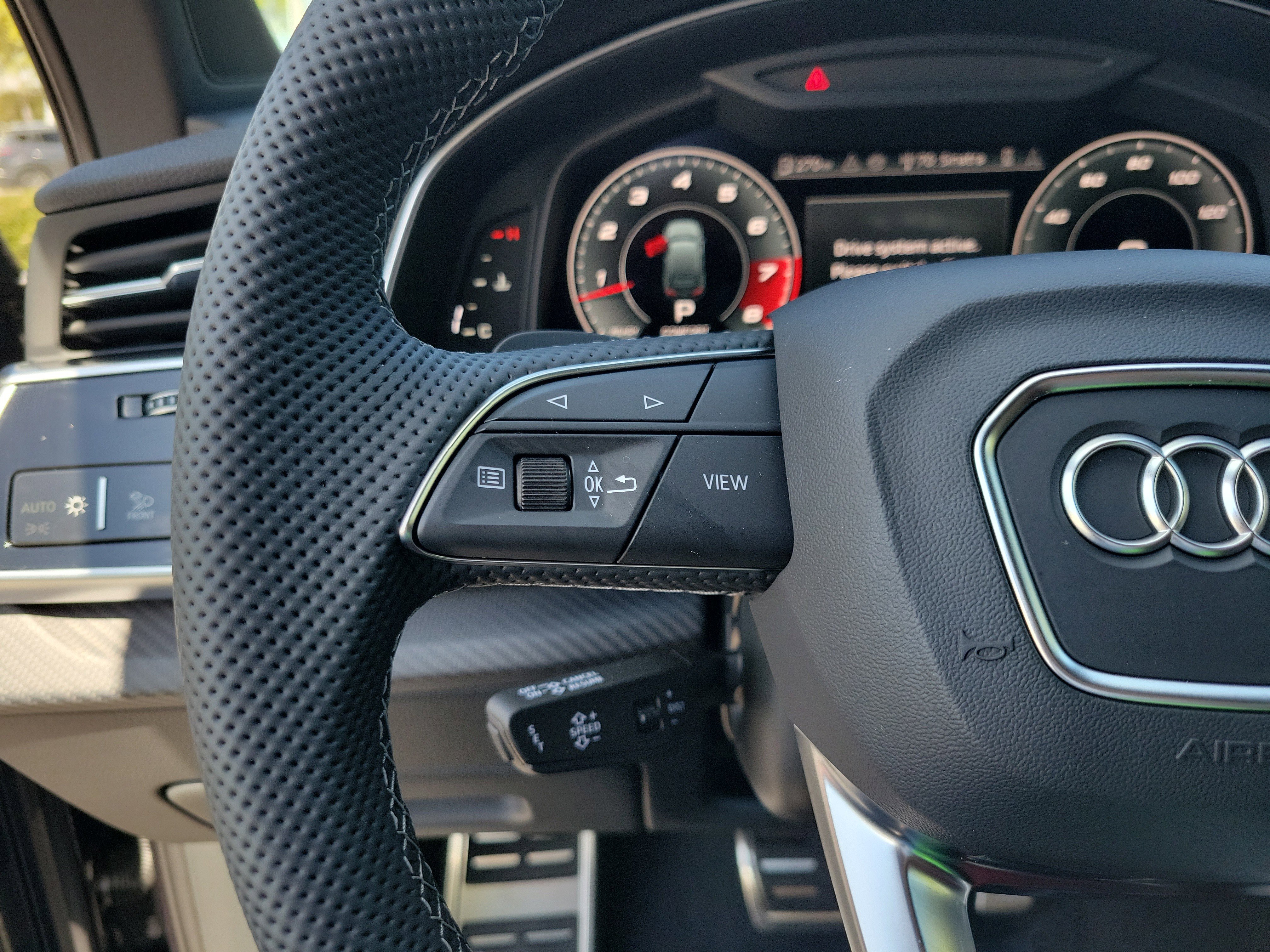 New 2026 Audi SQ7 Premium Plus image 29
