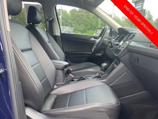 Used 2021 Volkswagen Tiguan SE image 14