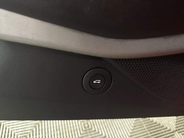 Used 2017 Chevrolet Camaro LT image 20