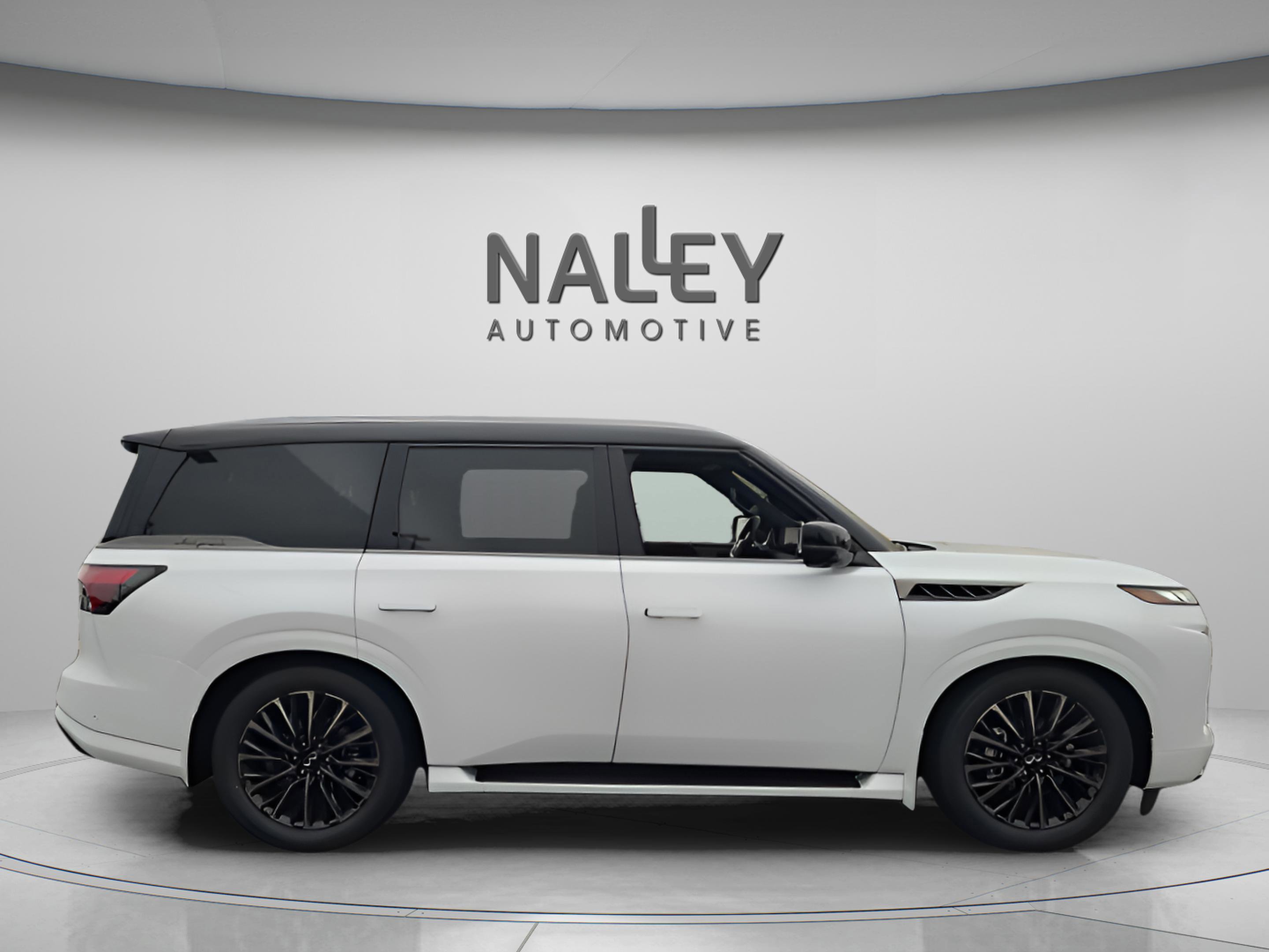 New 2026 INFINITI QX80 Autograph w/ Premium Cargo Package image 4