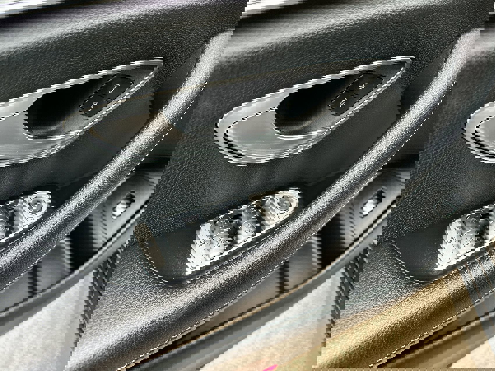 Used 2022 Mercedes-Benz E 350 Sedan image 13