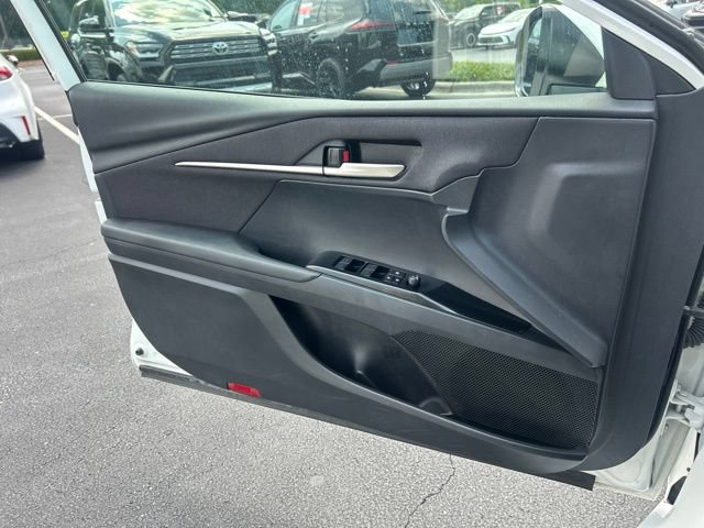 Used 2025 Toyota Camry LE FWD image 26