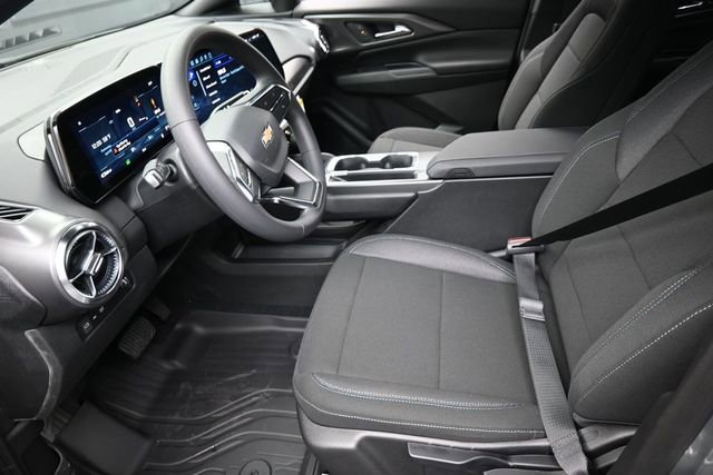 New 2026 Chevrolet Equinox EV LT FWD image 8