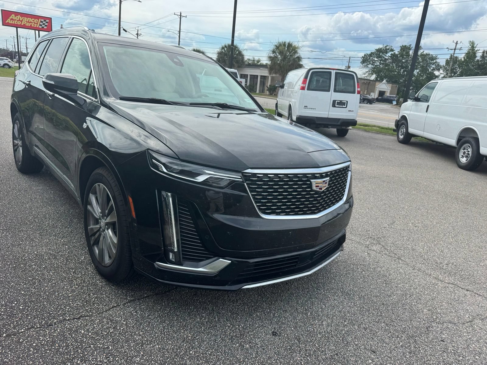 Certified 2021 Cadillac XT6 Premium Luxury AWD/4WD image 5