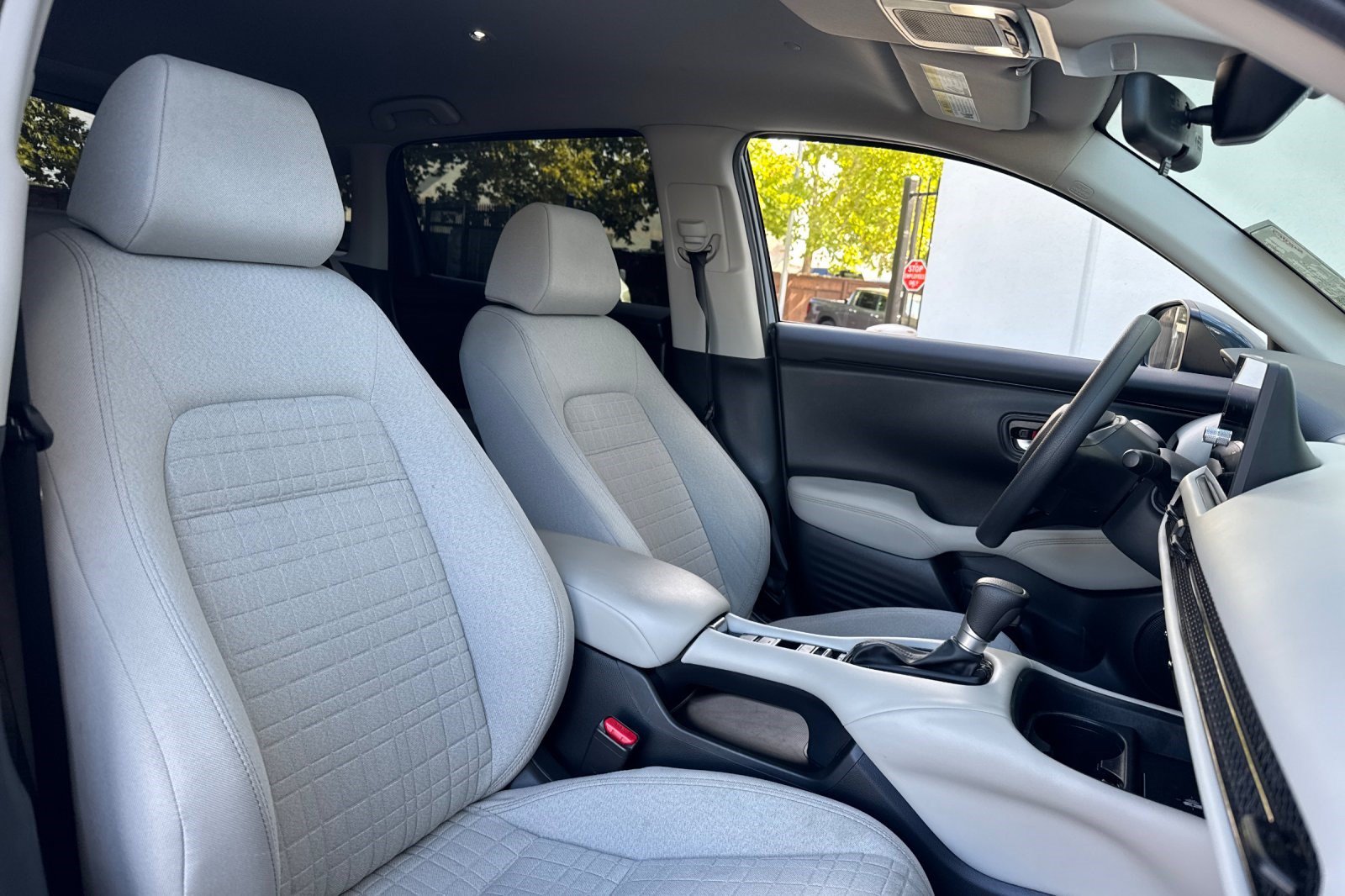 Used 2026 Honda HR-V LX image 27