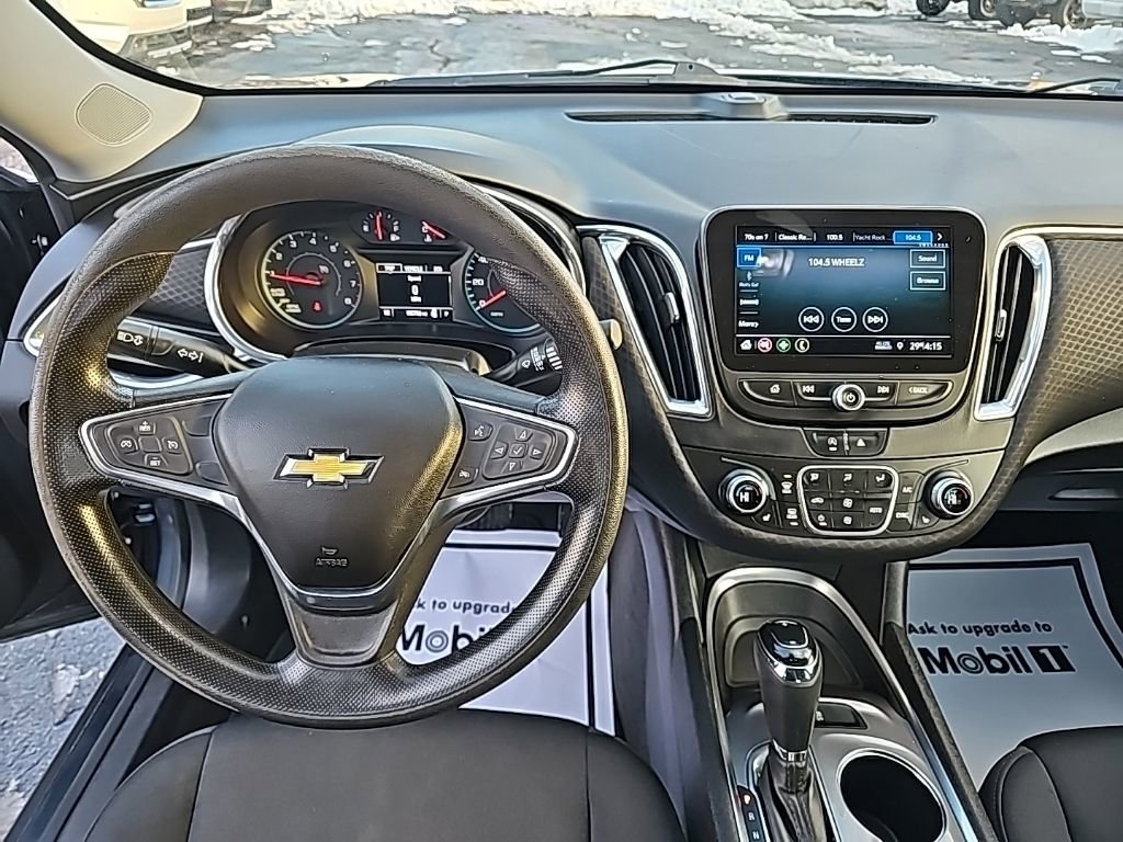 Used 2020 Chevrolet Malibu LT image 10