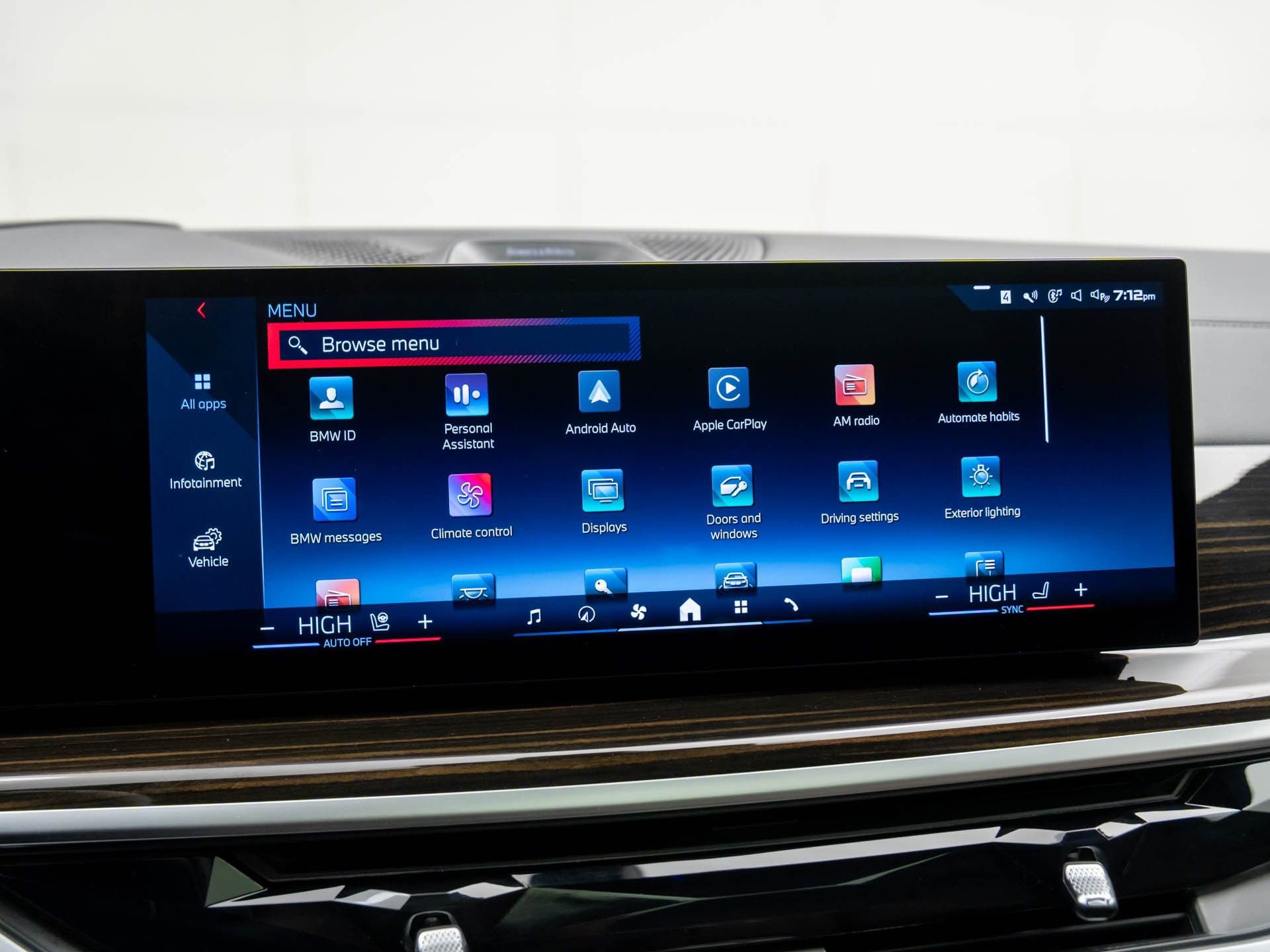 Used 2025 BMW X7 M60i image 31