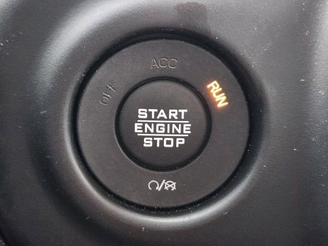 Used 2020 Jeep Wrangler Sport AWD/4WD image 19