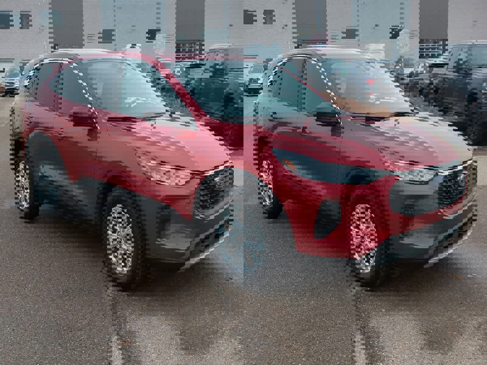 Used 2023 Ford Escape Active image 2
