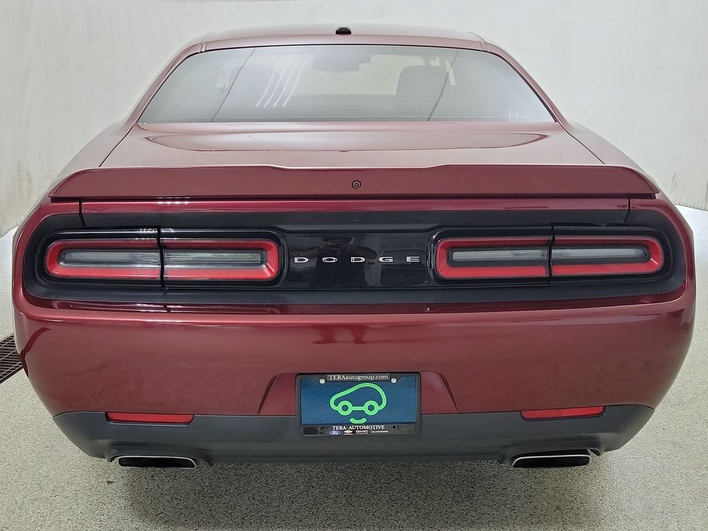 Used 2017 Dodge Challenger R/T w/ Sound Group RWD image 4