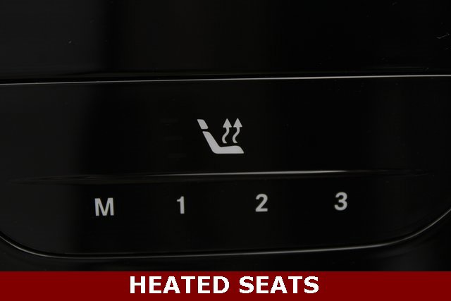 New 2025 Mercedes-Benz GLC 300 4MATIC image 14