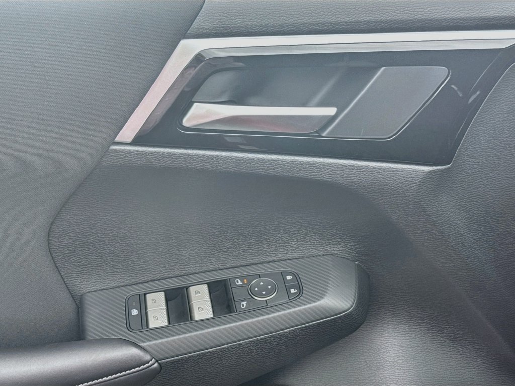 New 2026 Mitsubishi Outlander ES FWD image 18