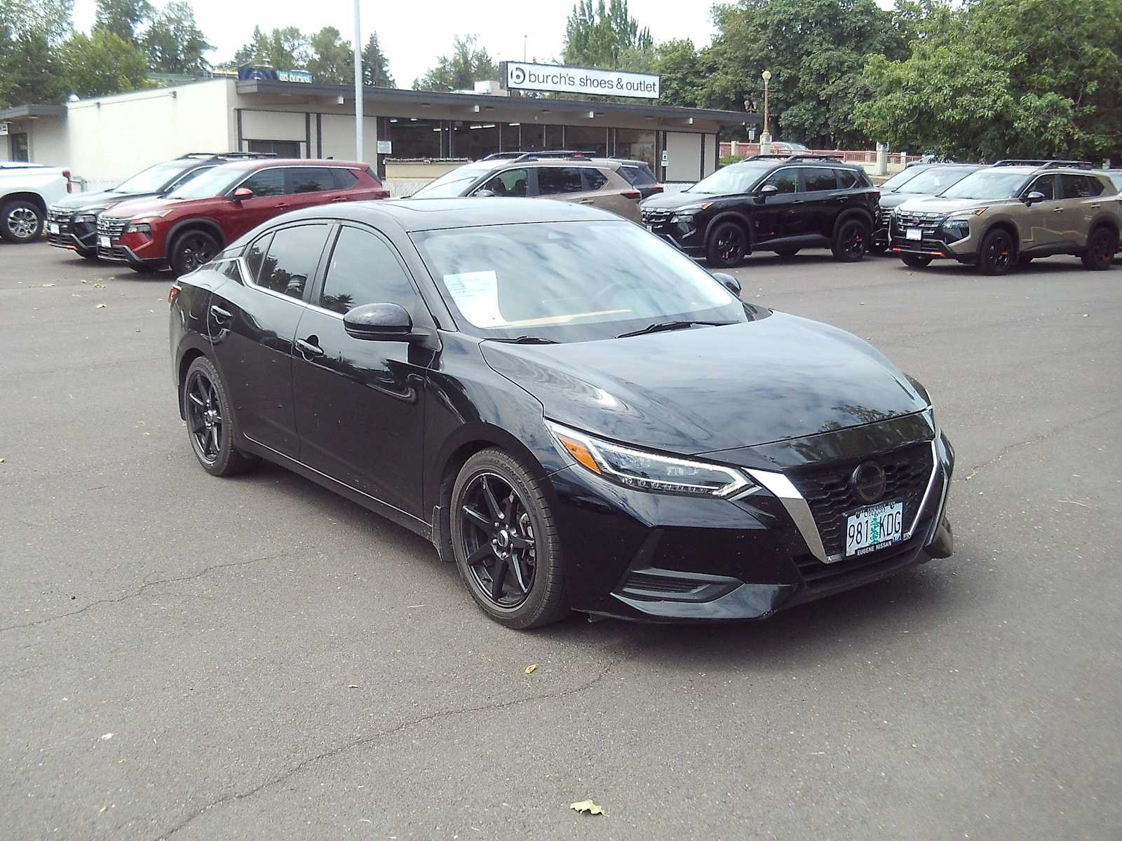 Used 2020 Nissan Sentra SV w/ SV Premium Package FWD image 7