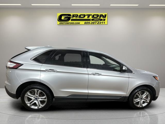 Used 2016 Ford Edge Titanium w/ Equipment Group 302A image 6