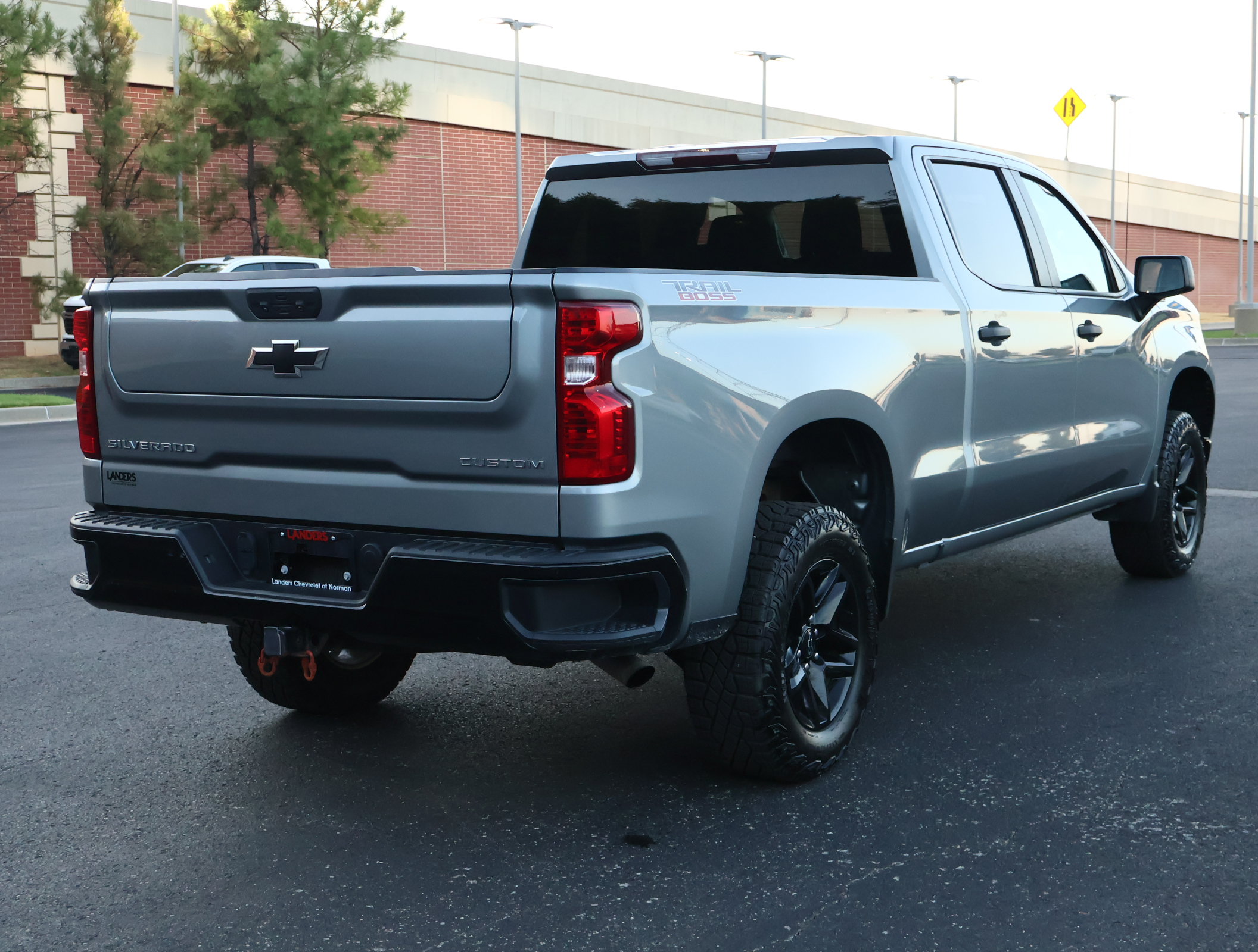 Used 2023 Chevrolet Silverado 1500 Custom Trail Boss AWD/4WD image 29