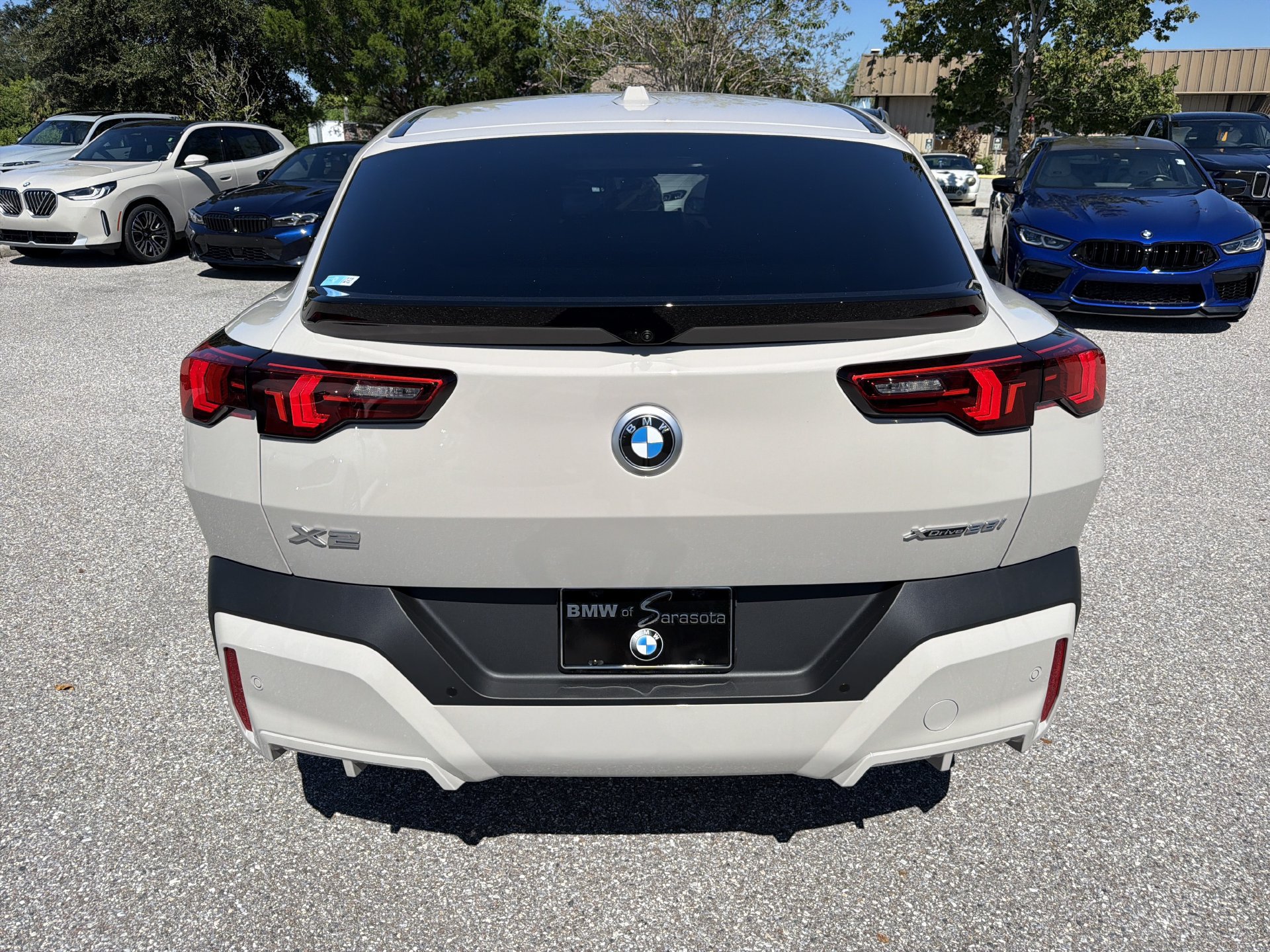 New 2027 BMW X2 xDrive28i w/ Technology Package AWD/4WD image 5
