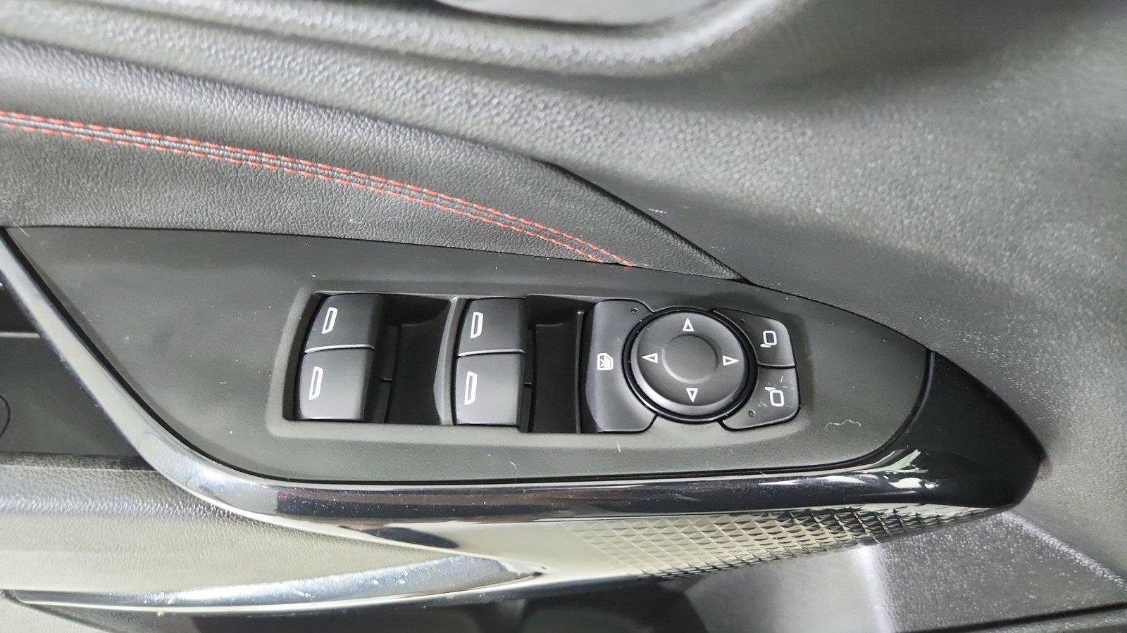 Used 2024 Chevrolet Trax RS w/ Driver Confidence Package FWD image 17
