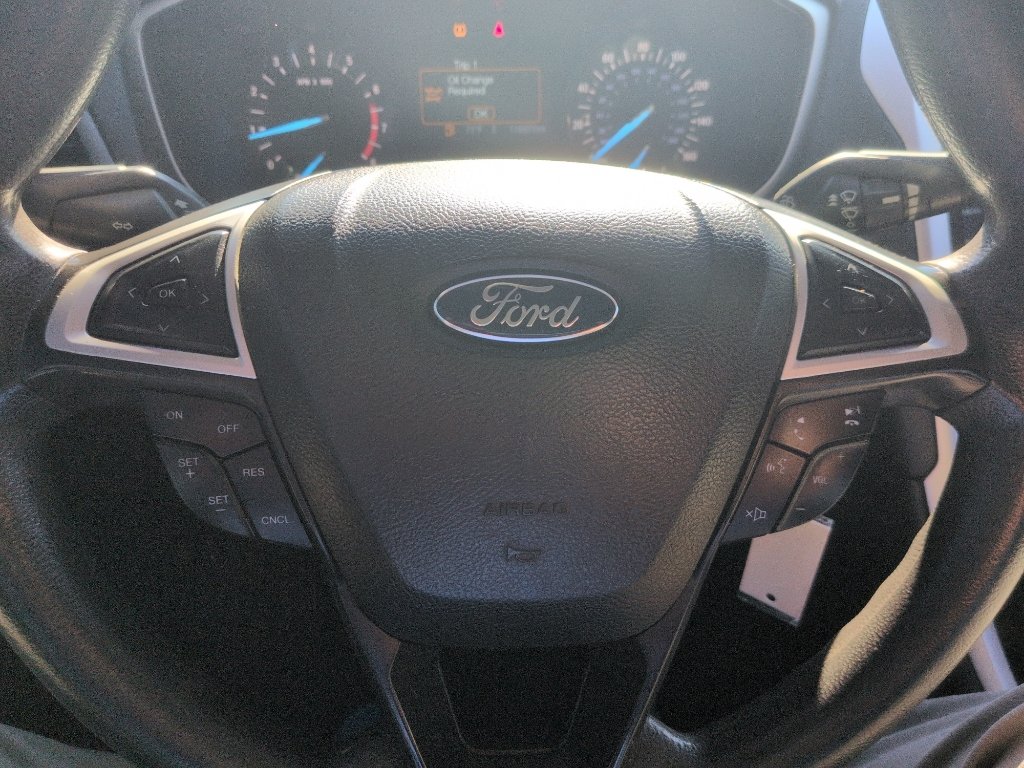 Used 2015 Ford Fusion SE FWD image 15