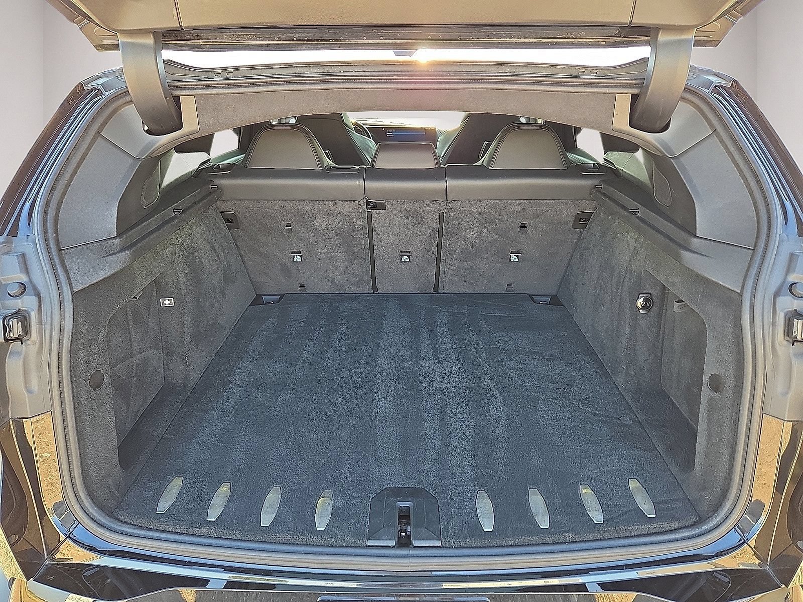 Used 2023 BMW XM AWD/4WD image 13