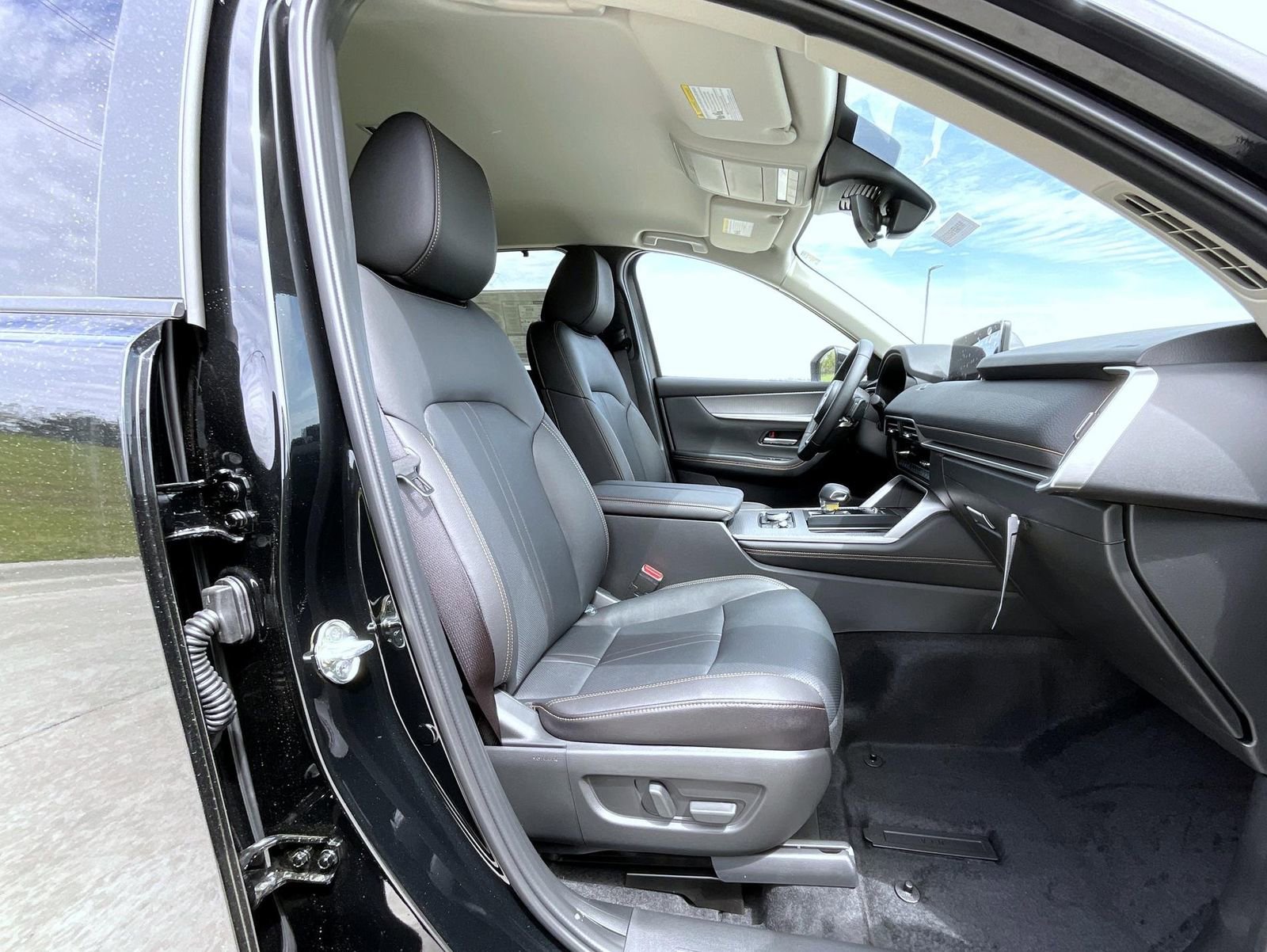 New 2026 MAZDA CX-70 SC Plus AWD/4WD image 16