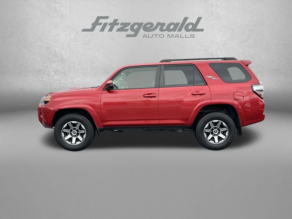 Used 2020 Toyota 4Runner TRD Off-Road image 4