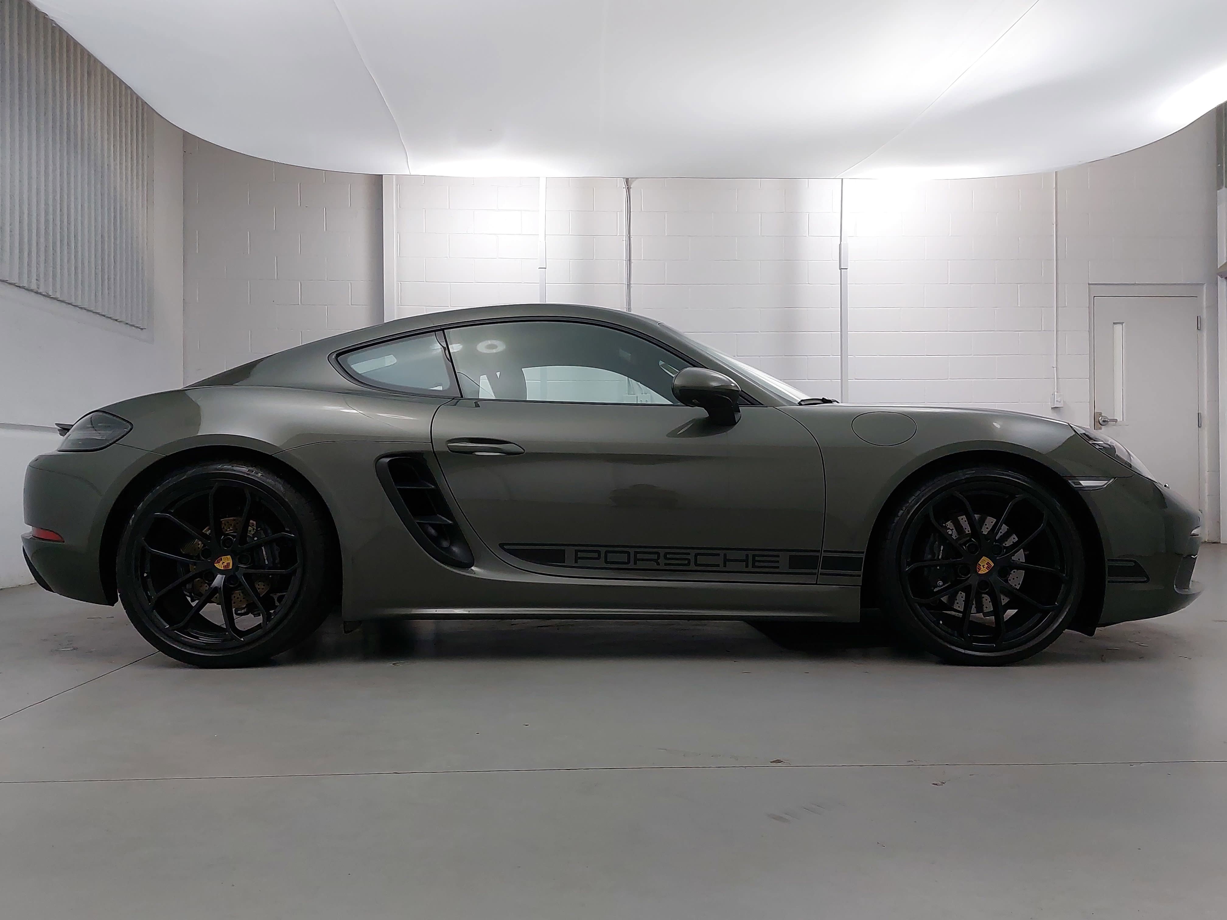 Certified 2024 Porsche 718 Cayman RWD image 8