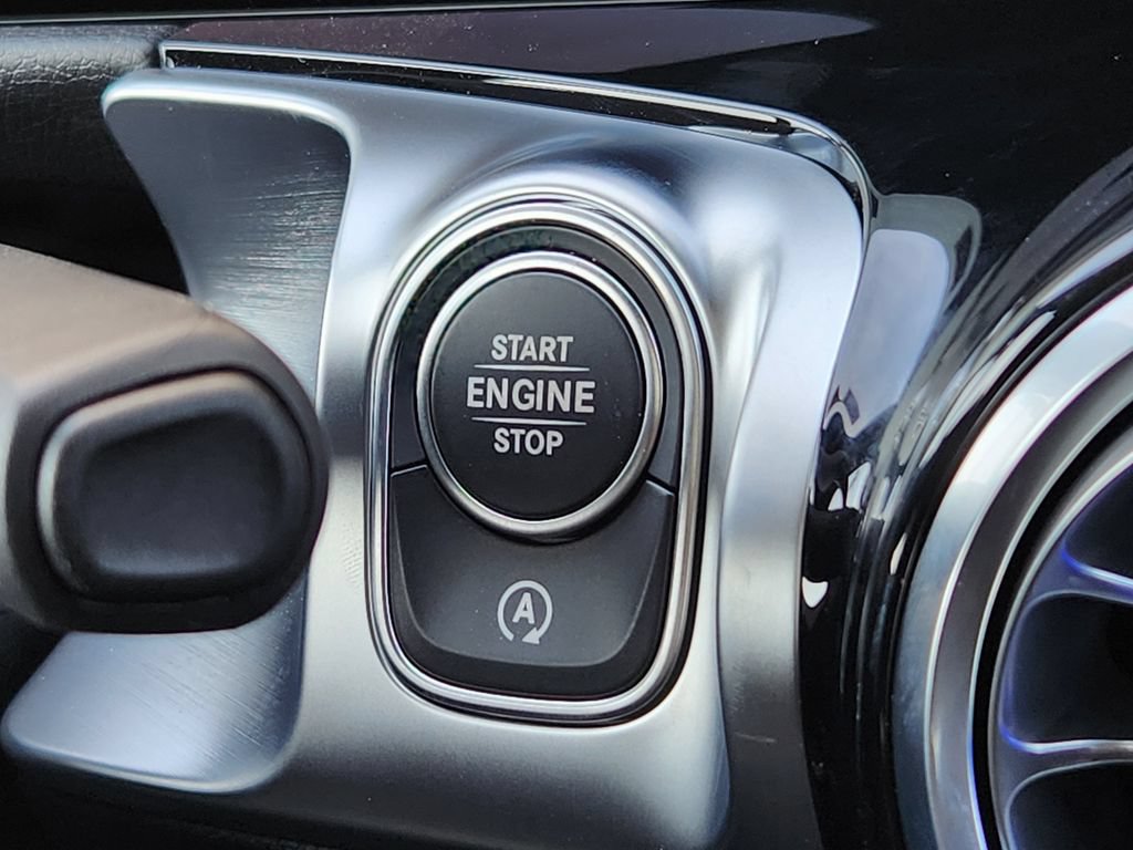 New 2026 Mercedes-Benz GLB 250 4MATIC image 21
