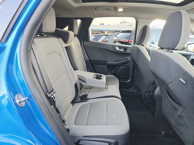 Used 2020 Ford Escape SE image 12