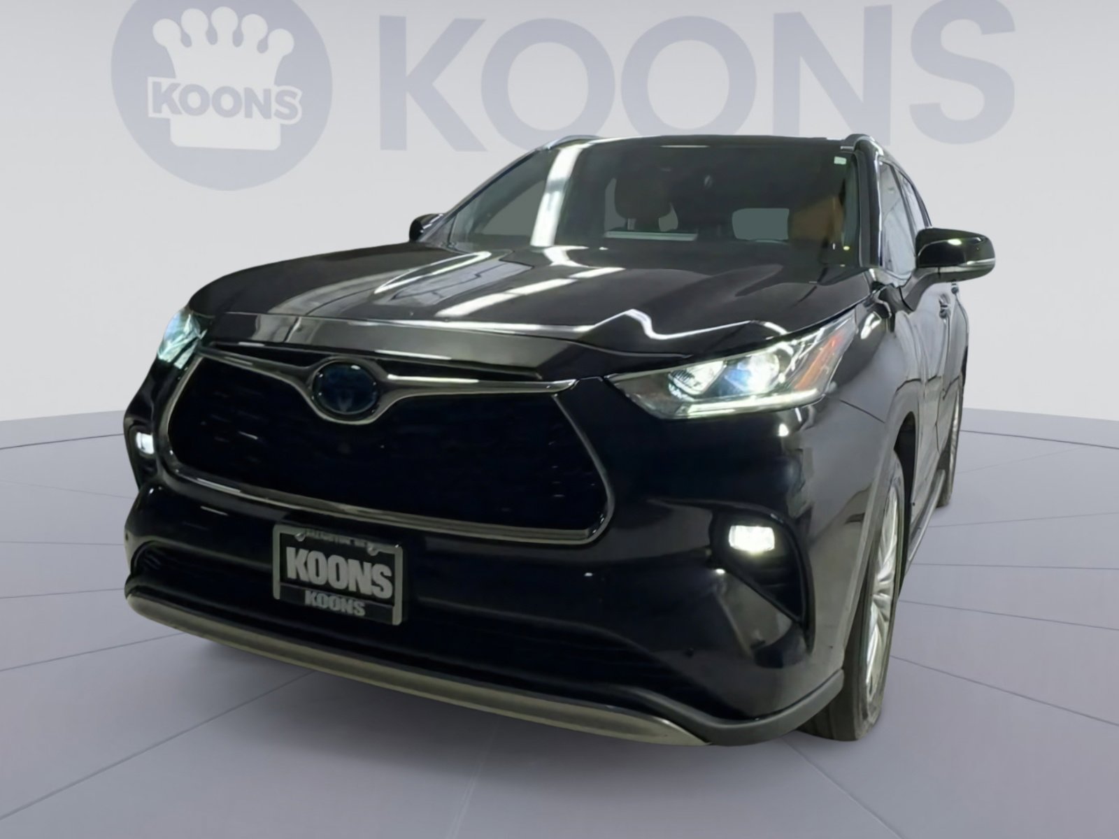 Used 2022 Toyota Highlander Platinum AWD/4WD image 4