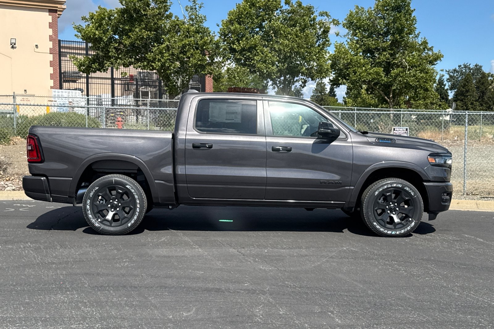 New 2026 RAM 1500 Big Horn AWD/4WD image 2