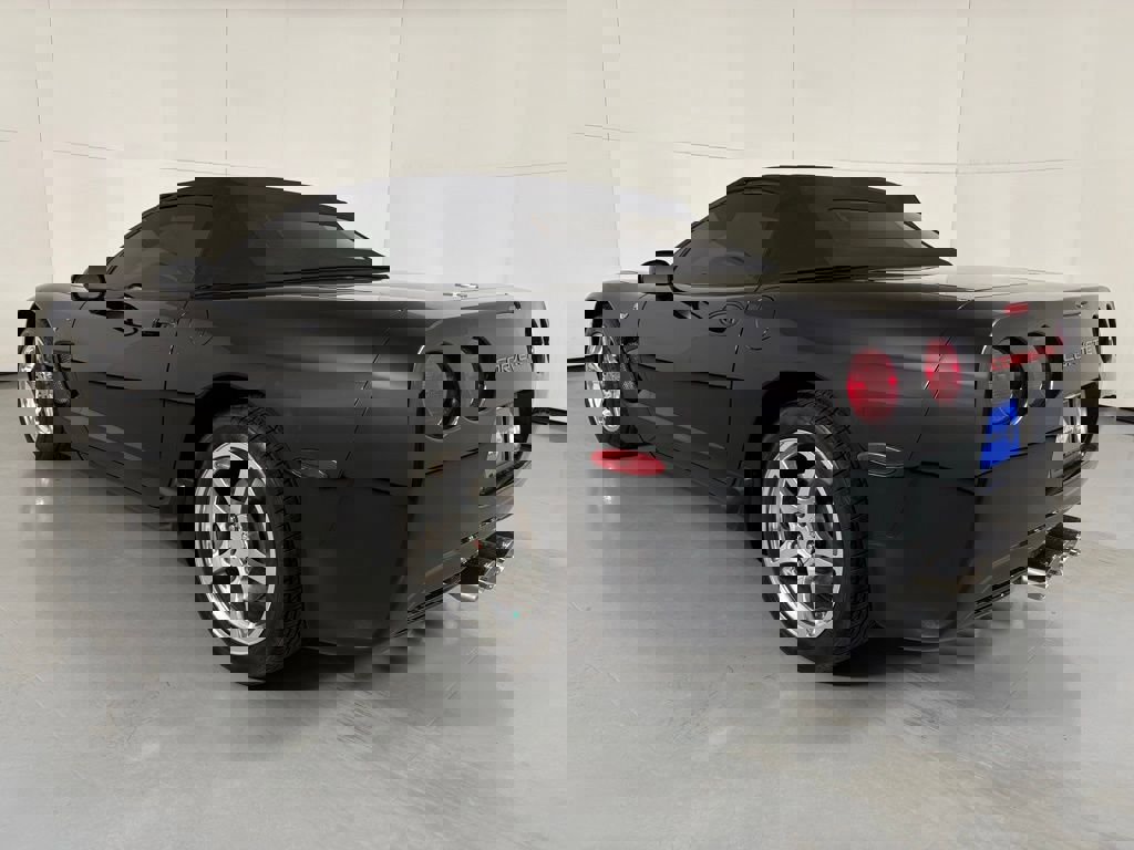 Used 2003 Chevrolet Corvette Convertible w/ Preferred Equipment Group1 image 10