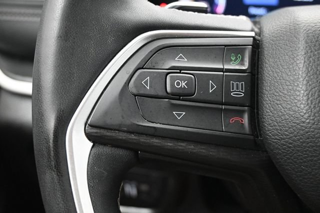 Used 2024 Jeep Grand Cherokee Altitude AWD/4WD image 14