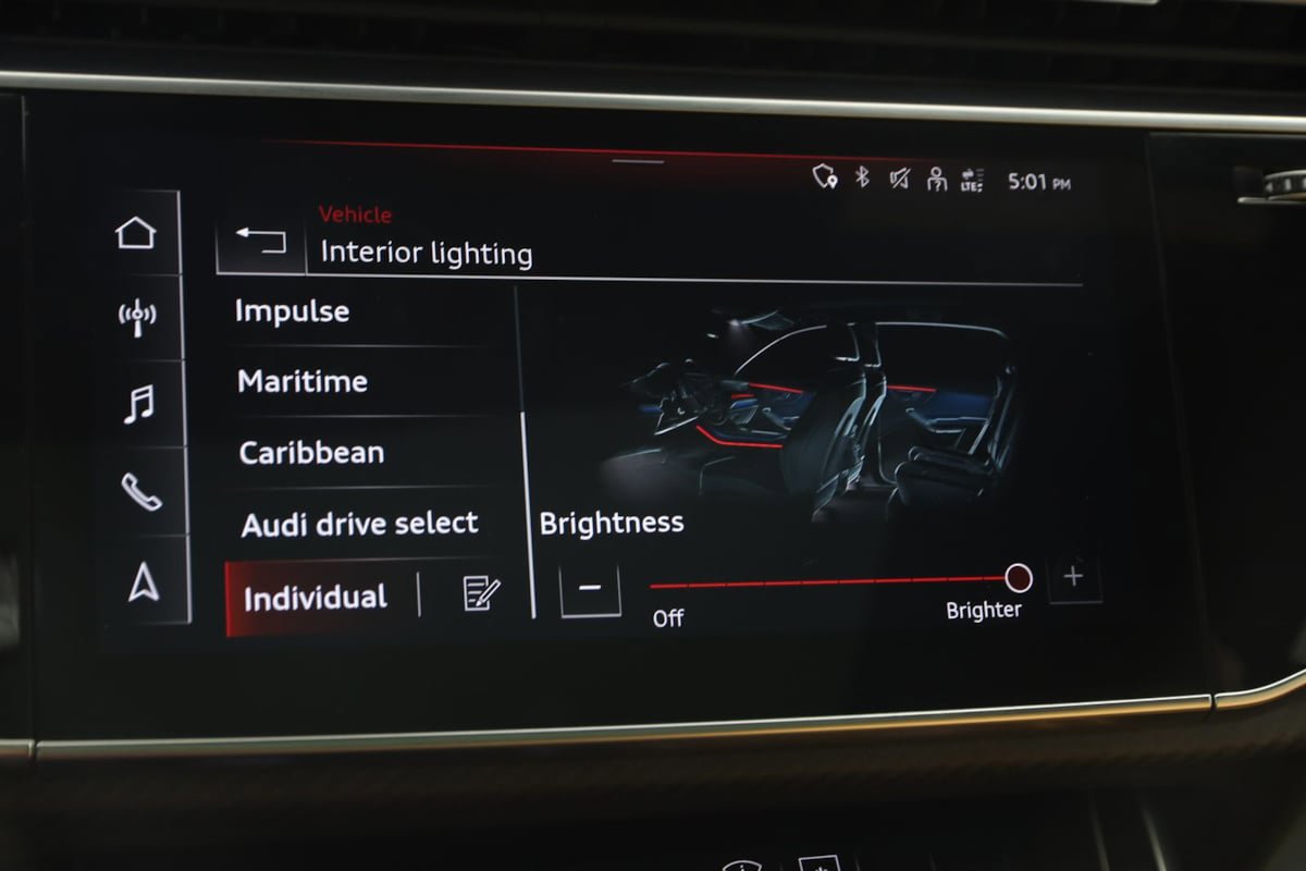 Used 2023 Audi RS Q8 w/ Black Optic Package AWD/4WD image 45