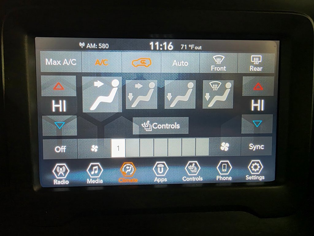Used 2020 Jeep Renegade Altitude image 32