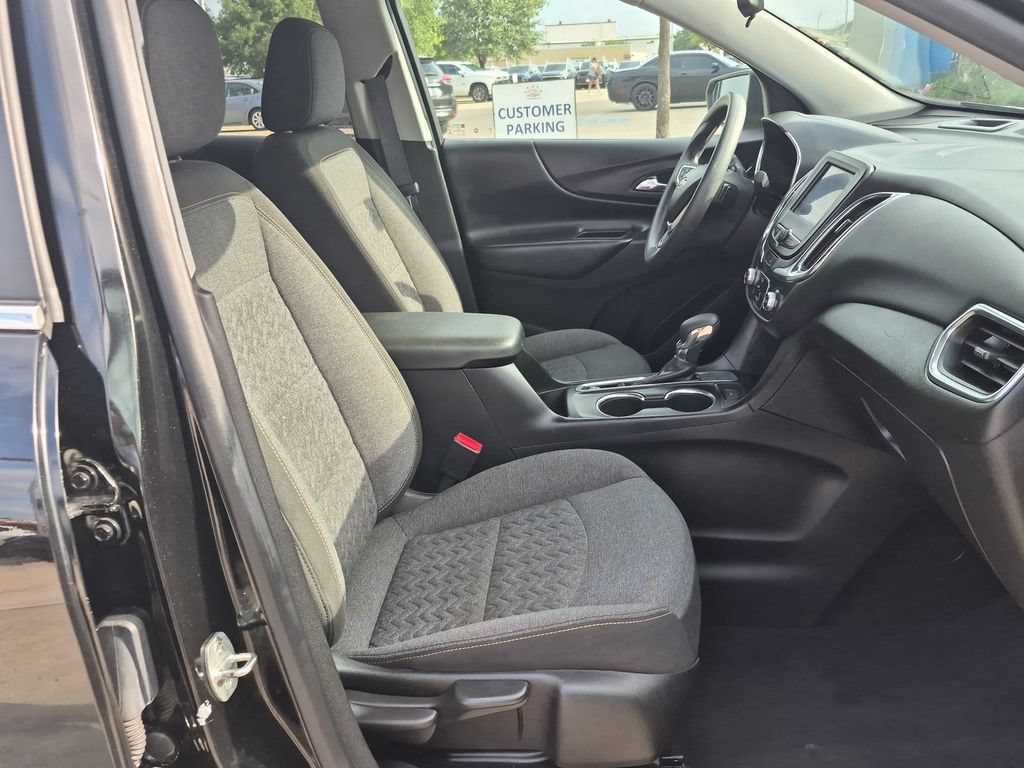 Used 2022 Chevrolet Equinox LT FWD image 23