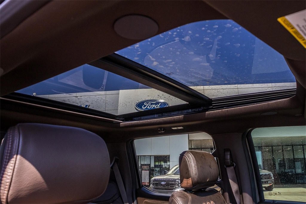 New 2026 Ford F250 King Ranch w/ Chrome Package image 15