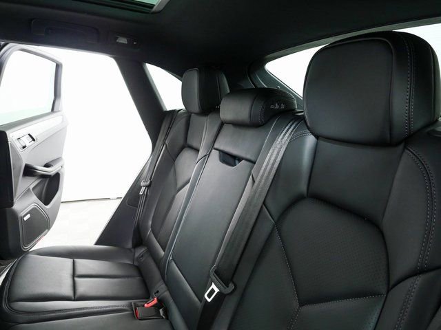 New 2026 Porsche Macan Turbo image 23